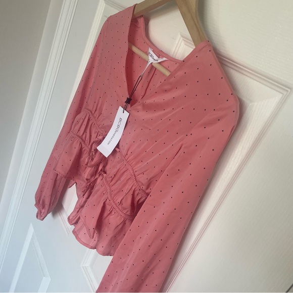 BCBG ruffle watermelon blouse with polka dots - Picture 4 of 6
